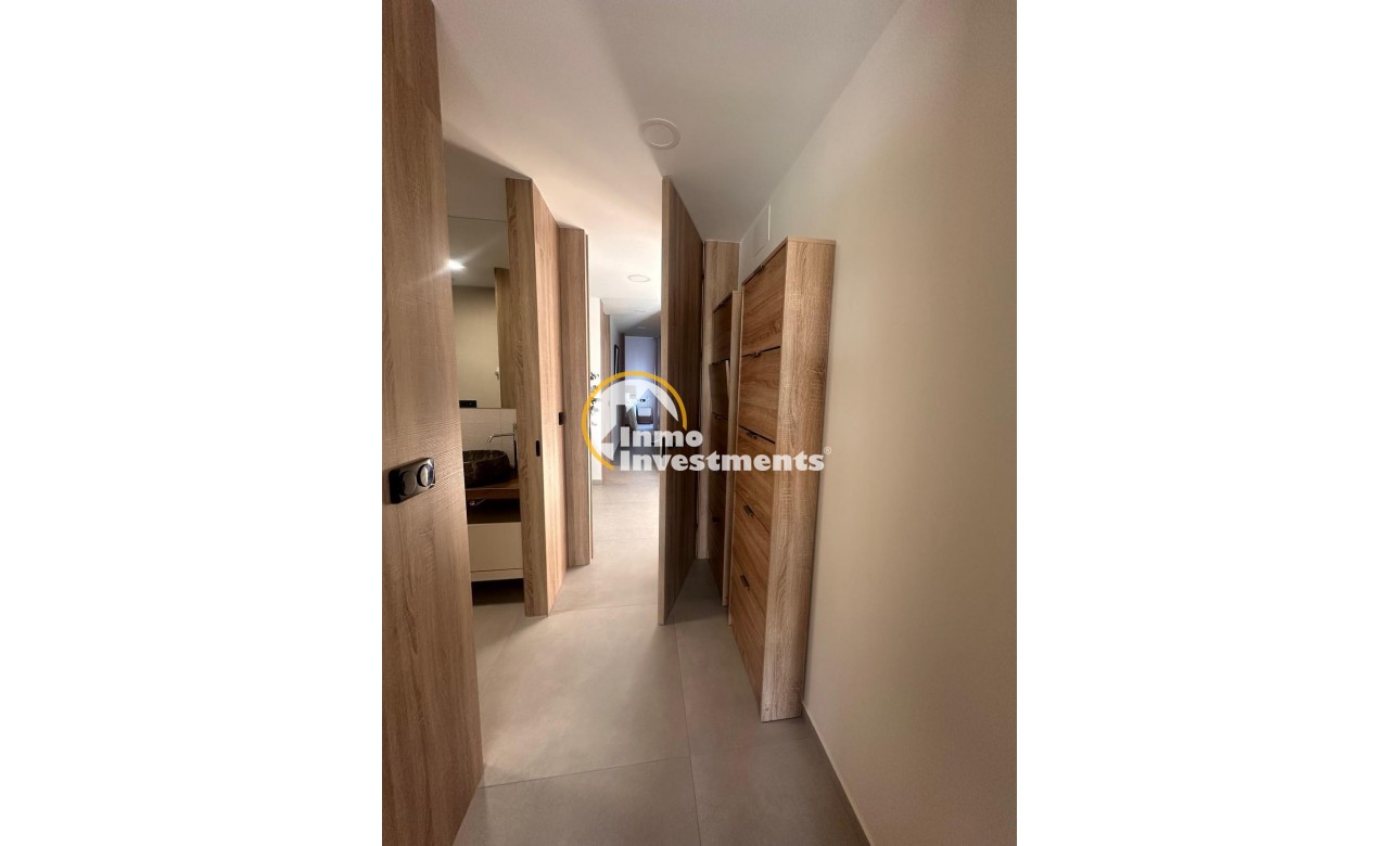 Resale - Villa - Algorfa