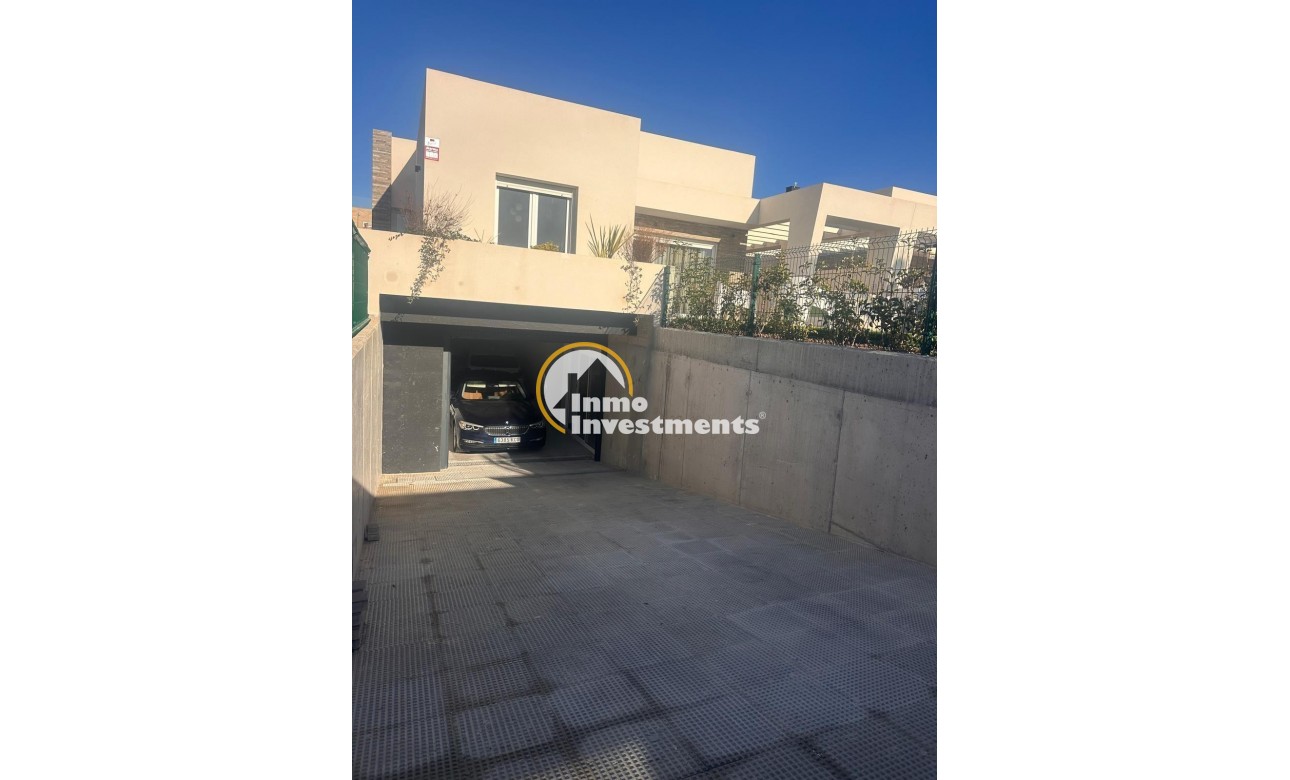 Resale - Villa - Algorfa