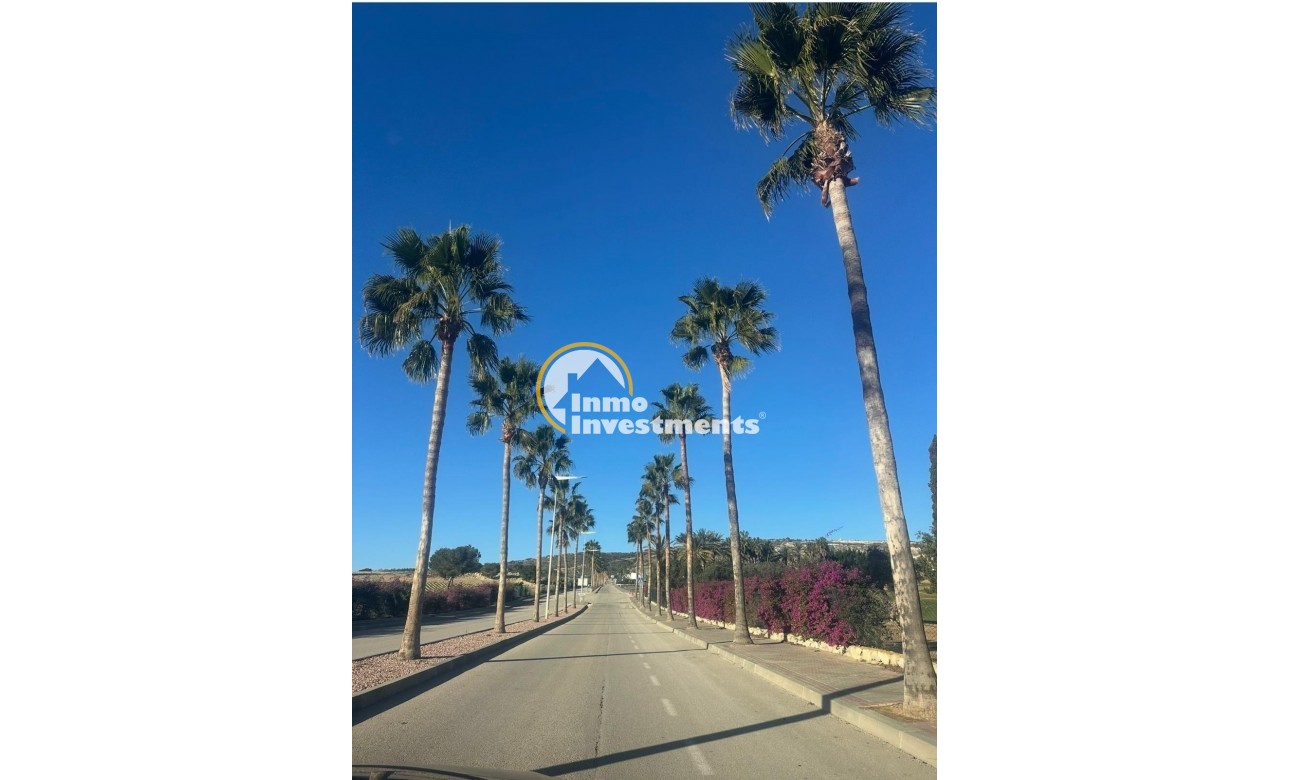 Resale - Villa - Algorfa