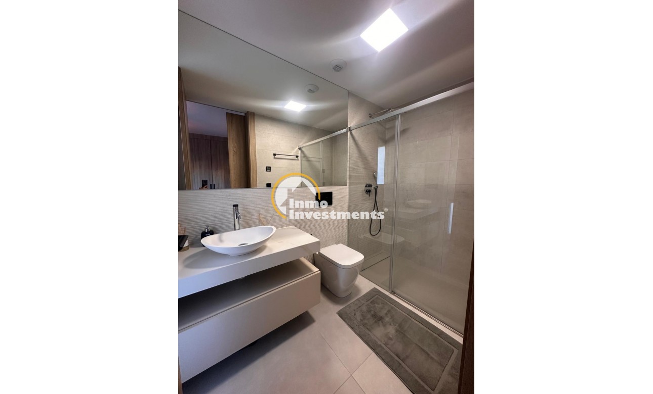 Resale - Villa - Algorfa