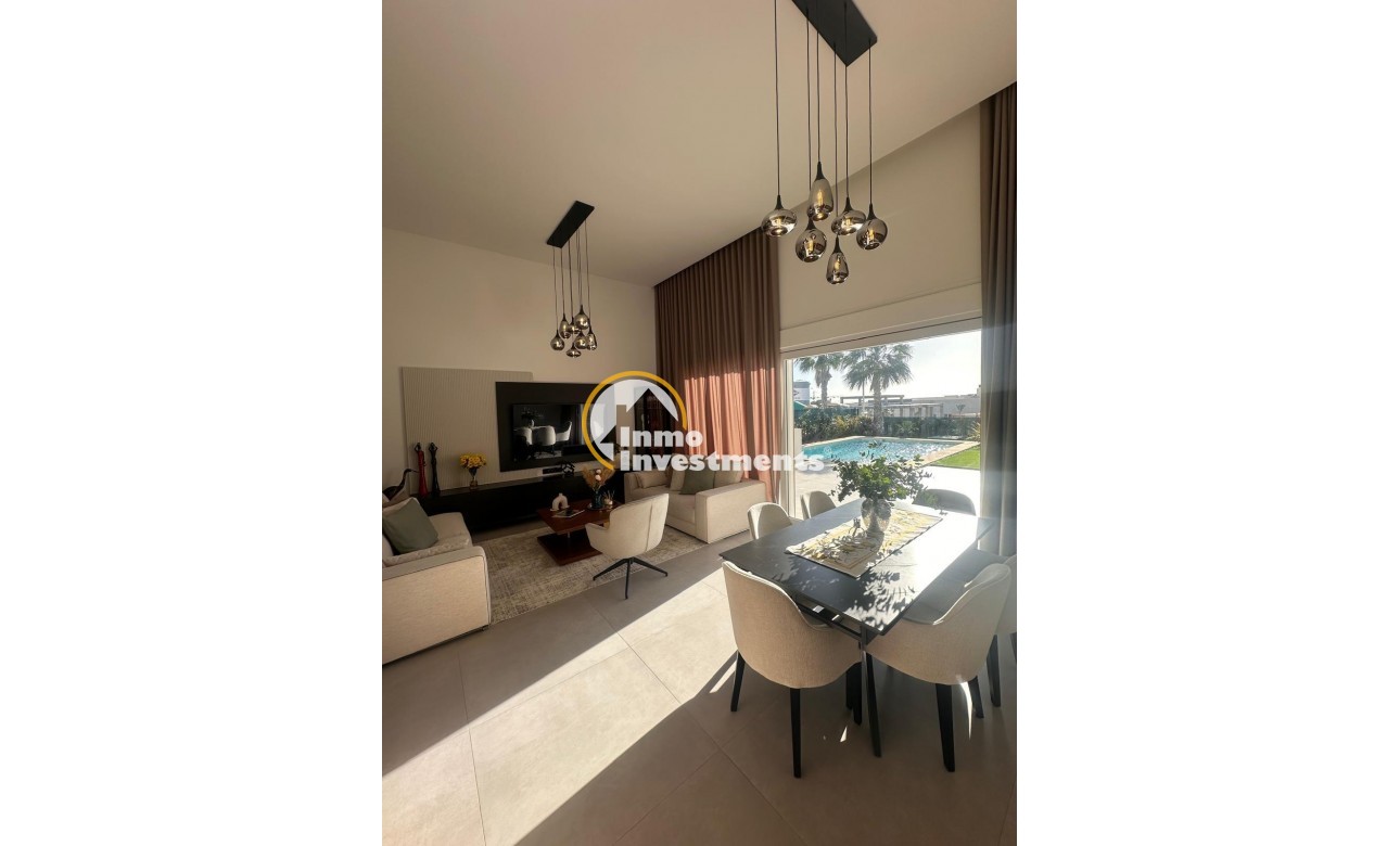 Resale - Villa - Algorfa