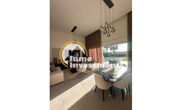 Resale - Villa - Algorfa