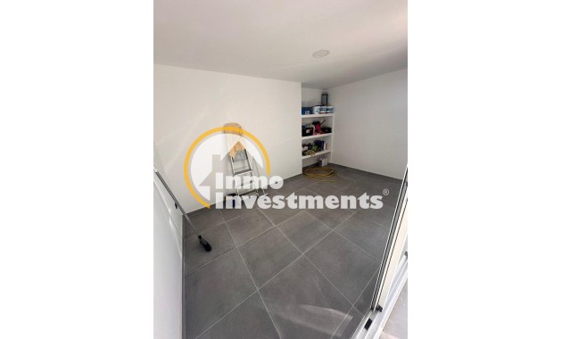 Resale - Villa - Algorfa