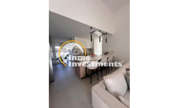 Resale - Villa - Algorfa