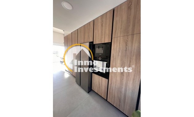 Resale - Villa - Algorfa