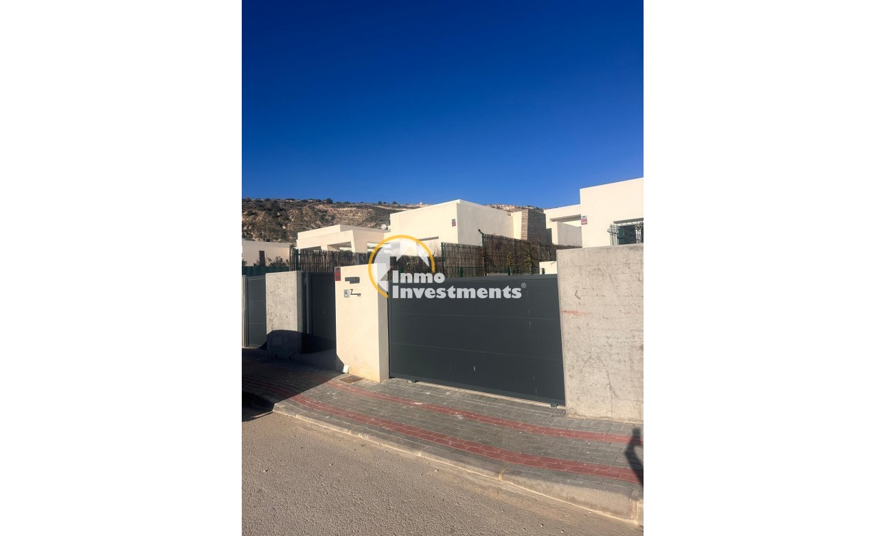 Resale - Villa - Algorfa