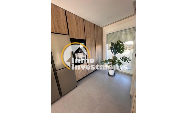 Resale - Villa - Algorfa