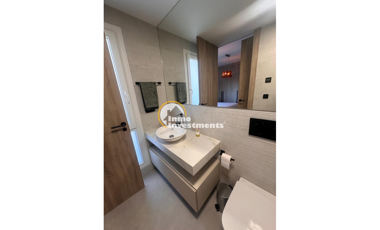 Resale - Villa - Algorfa