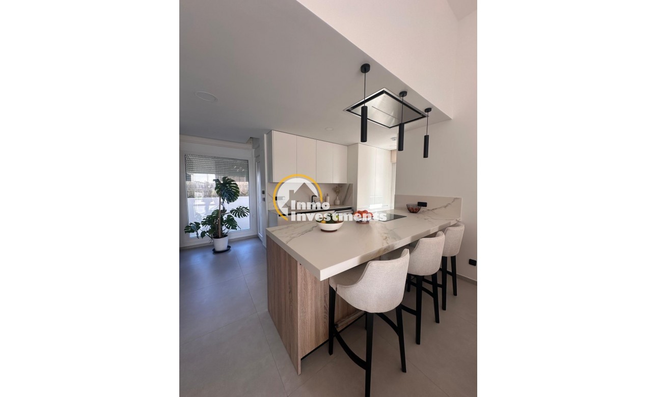 Resale - Villa - Algorfa