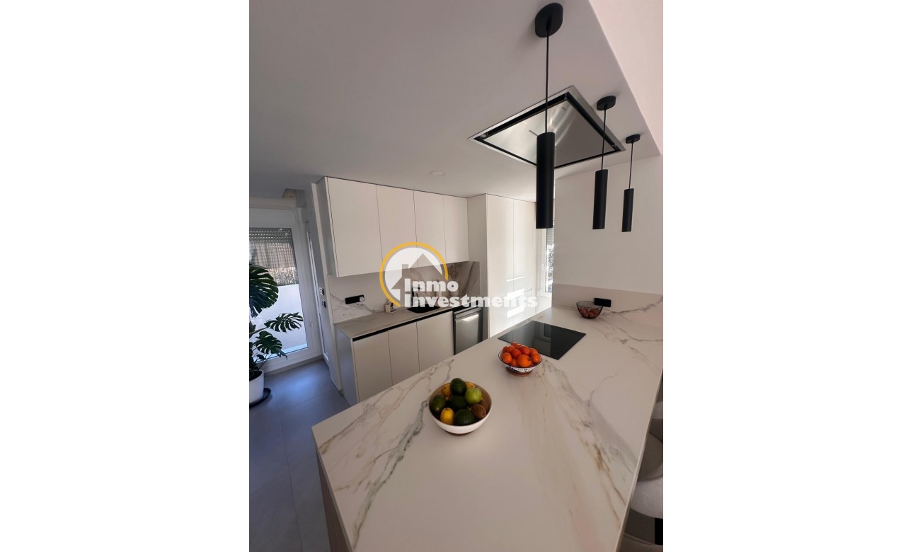 Resale - Villa - Algorfa