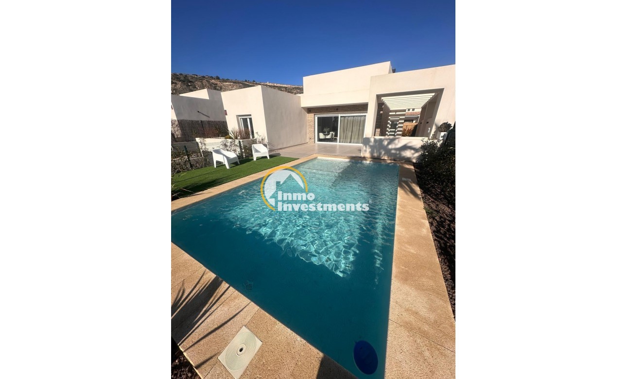 Resale - Villa - Algorfa