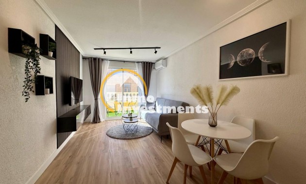 Resale - Apartment - Torrevieja - Playa del Cura
