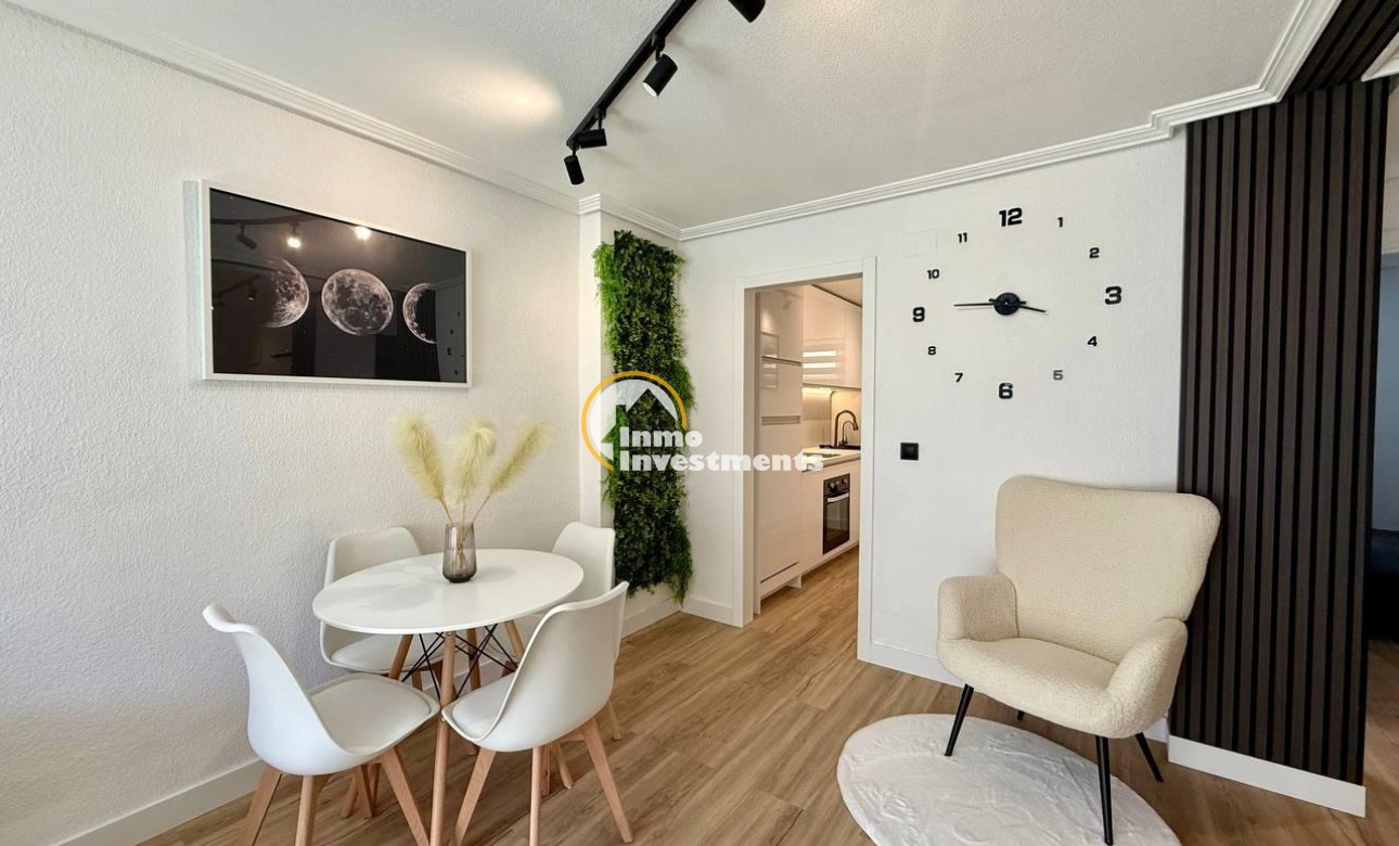 Resale - Apartment - Torrevieja - Playa del Cura