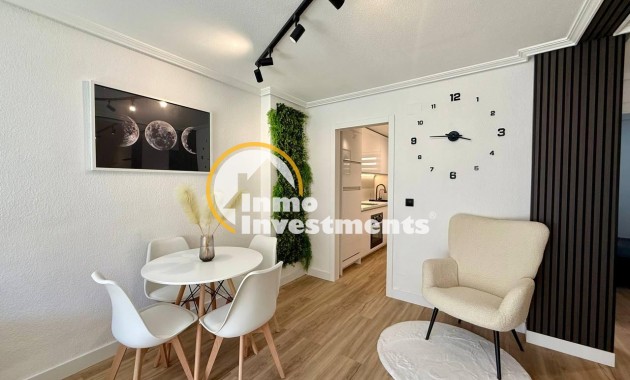 Resale - Apartment - Torrevieja - Playa del Cura