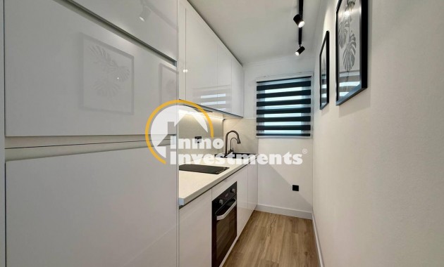 Resale - Apartment - Torrevieja - Playa del Cura