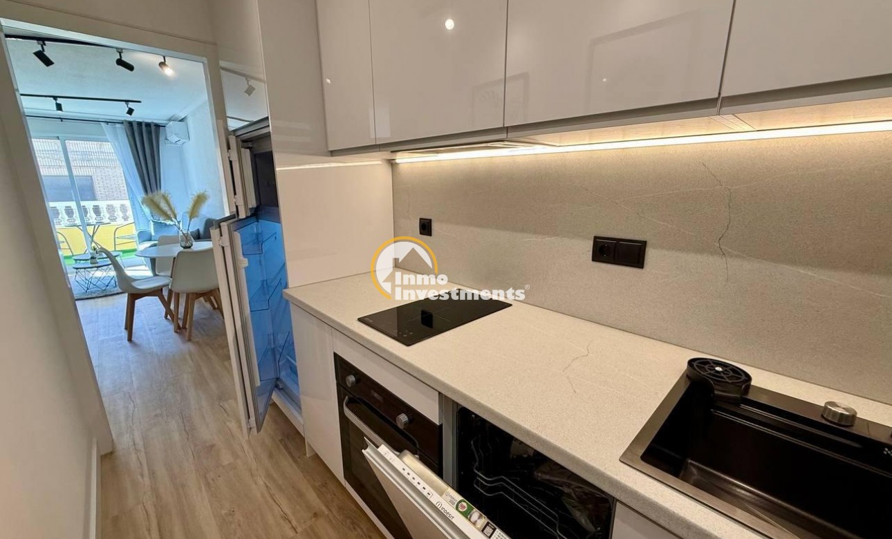 Resale - Apartment - Torrevieja - Playa del Cura