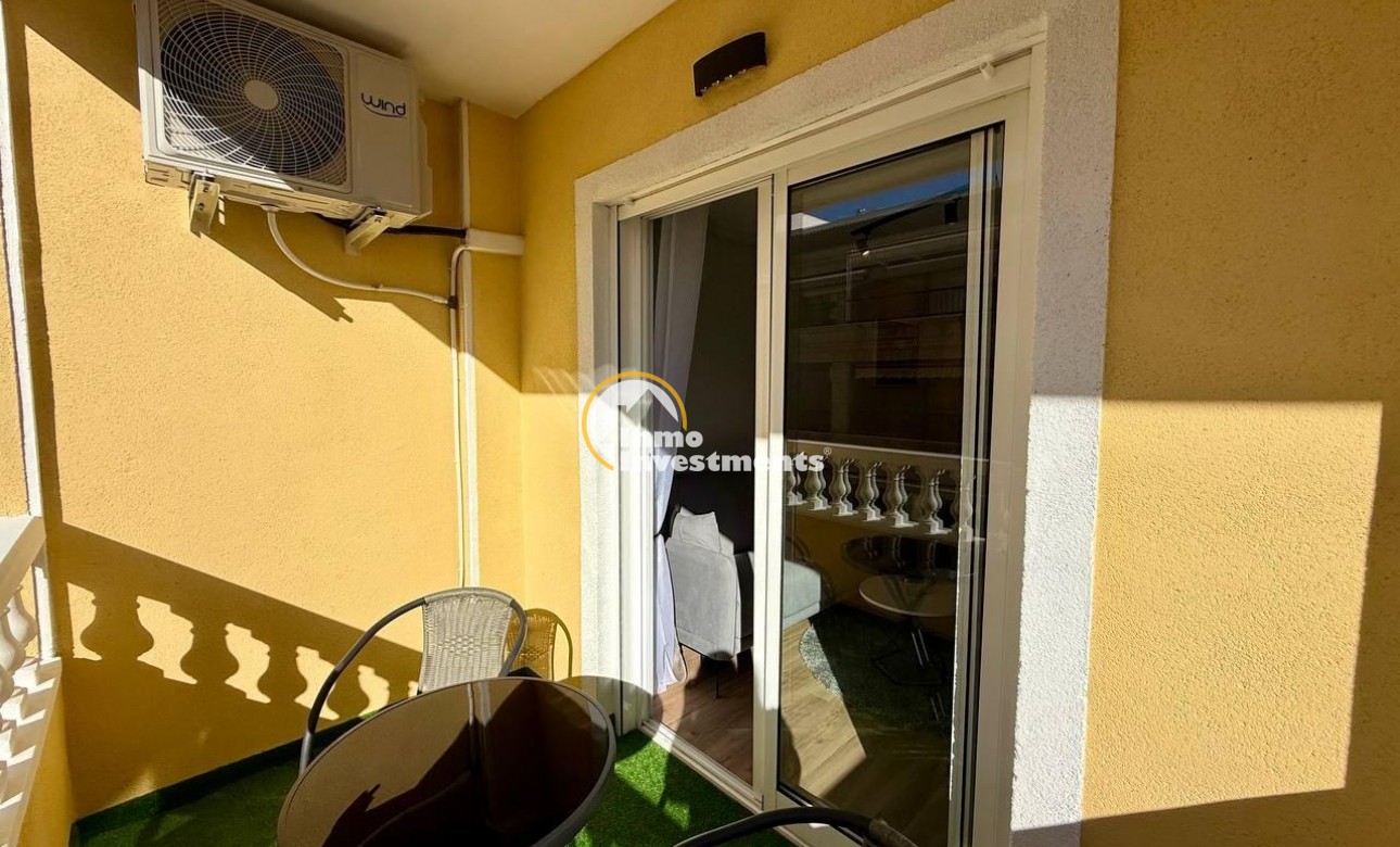Resale - Apartment - Torrevieja - Playa del Cura