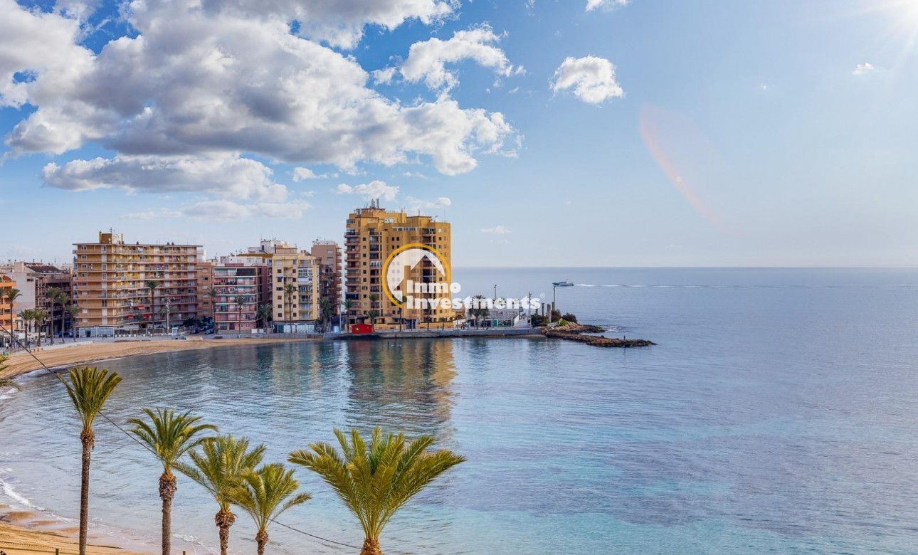 Resale - Apartment - Torrevieja - Estacion de autobuses