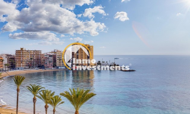 Resale - Apartment - Torrevieja - Estacion de autobuses