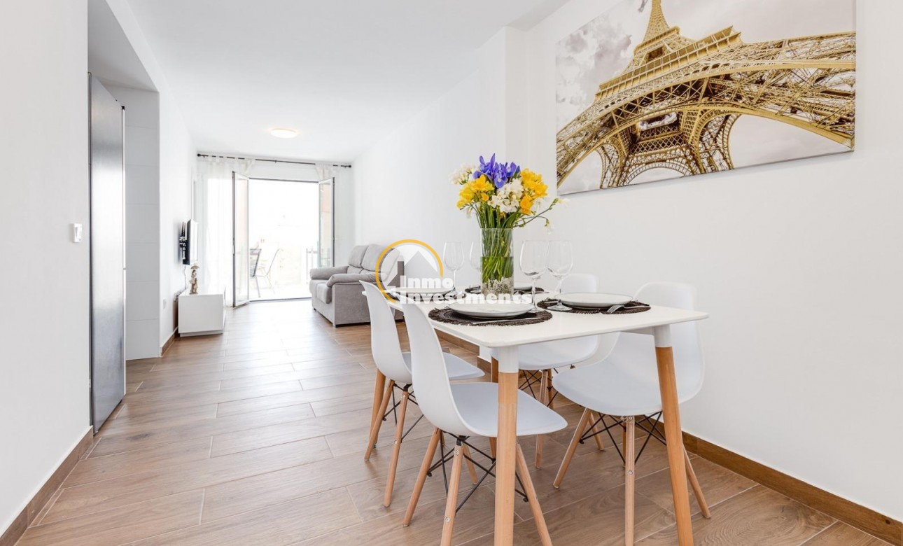 Resale - Apartment - Torrevieja - Estacion de autobuses