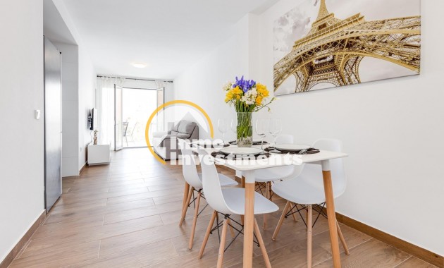 Resale - Apartment - Torrevieja - Estacion de autobuses