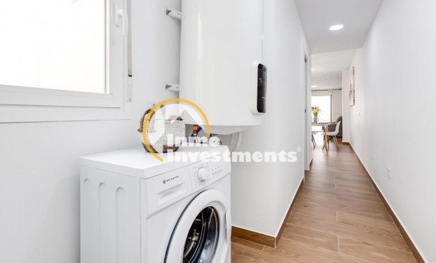 Resale - Apartment - Torrevieja - Estacion de autobuses