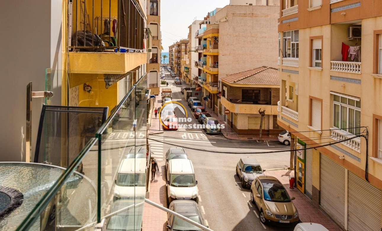 Resale - Apartment - Torrevieja - Estacion de autobuses