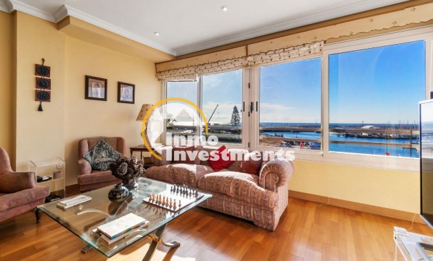 Resale - Apartment - Torrevieja