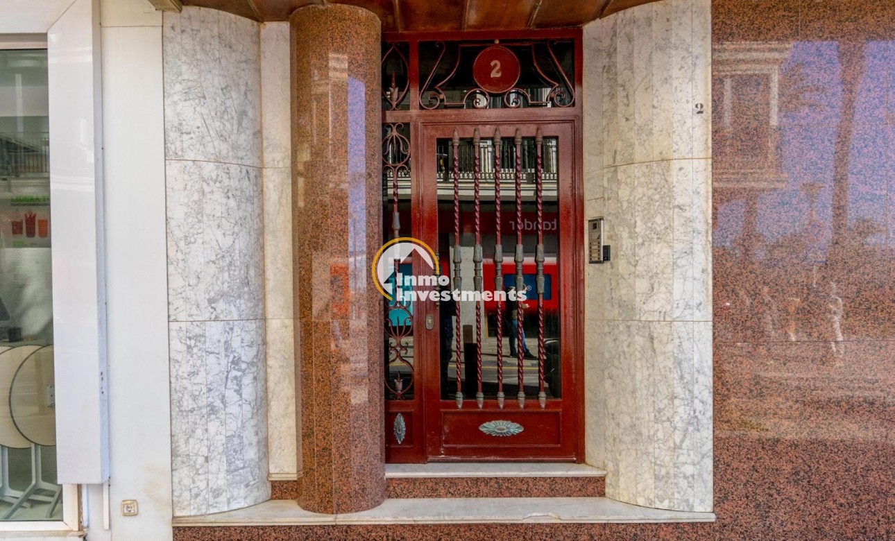 Resale - Apartment - Torrevieja