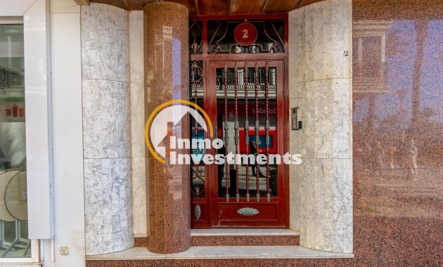 Resale - Apartment - Torrevieja