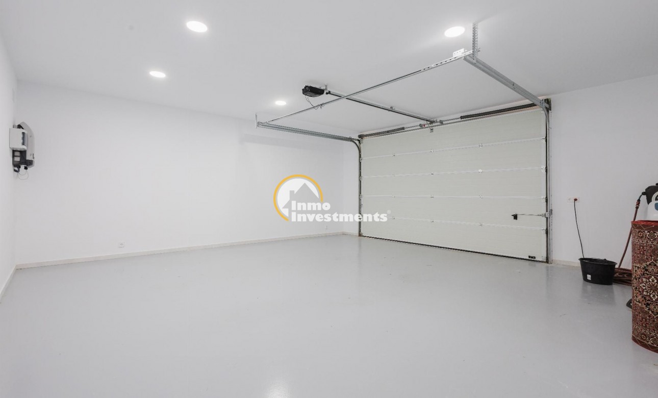 Reventa - Chalet independiente - Orihuela - Las Colinas Golf