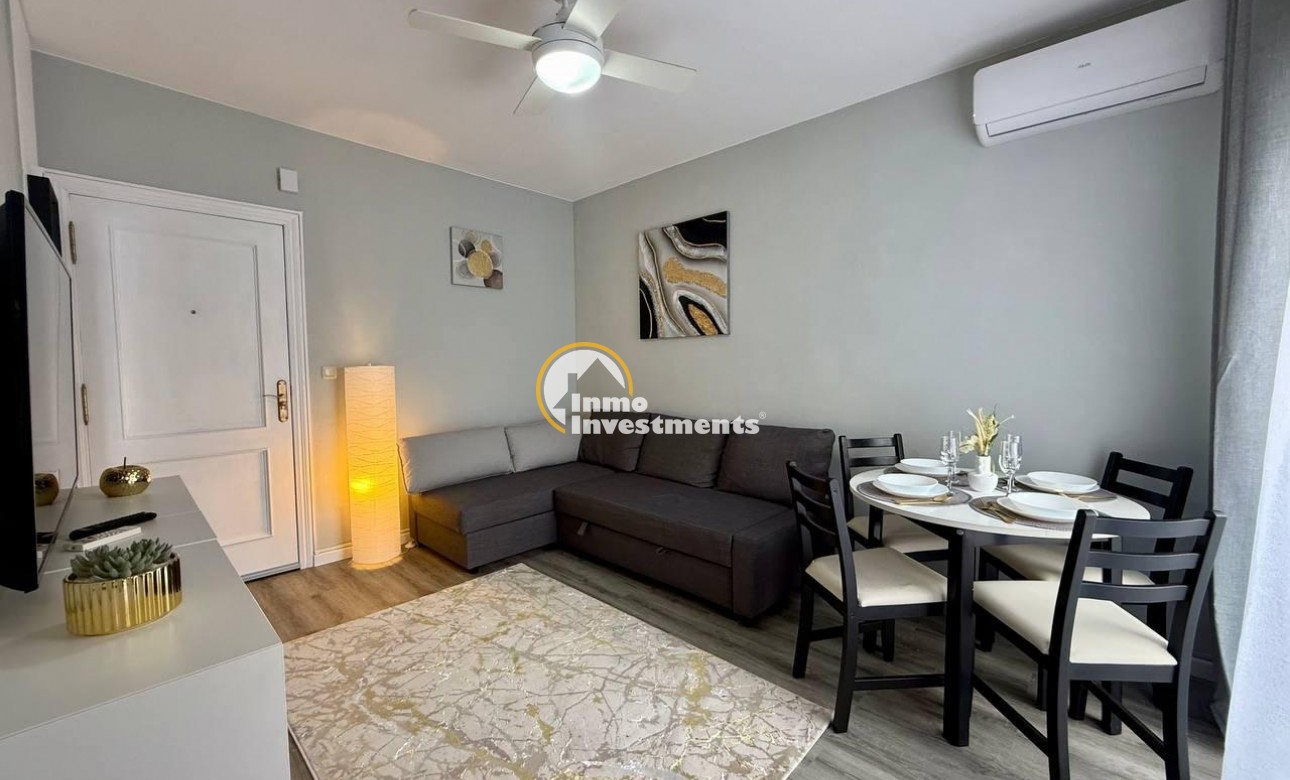Resale - Apartment - Torrevieja - Playa del Cura