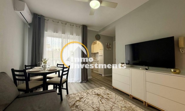 Resale - Apartment - Torrevieja - Playa del Cura