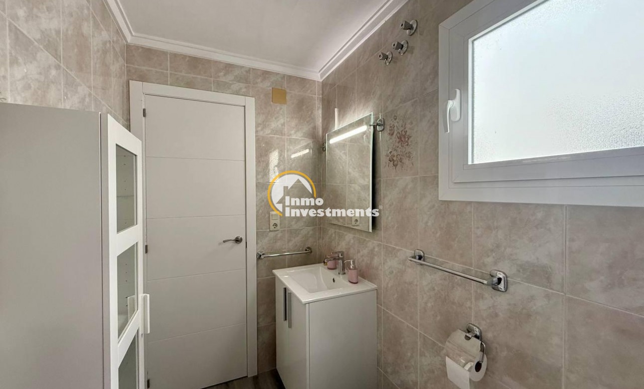 Resale - Apartment - Torrevieja - Playa del Cura