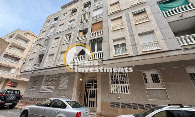 Resale - Apartment - Torrevieja - Playa del Cura