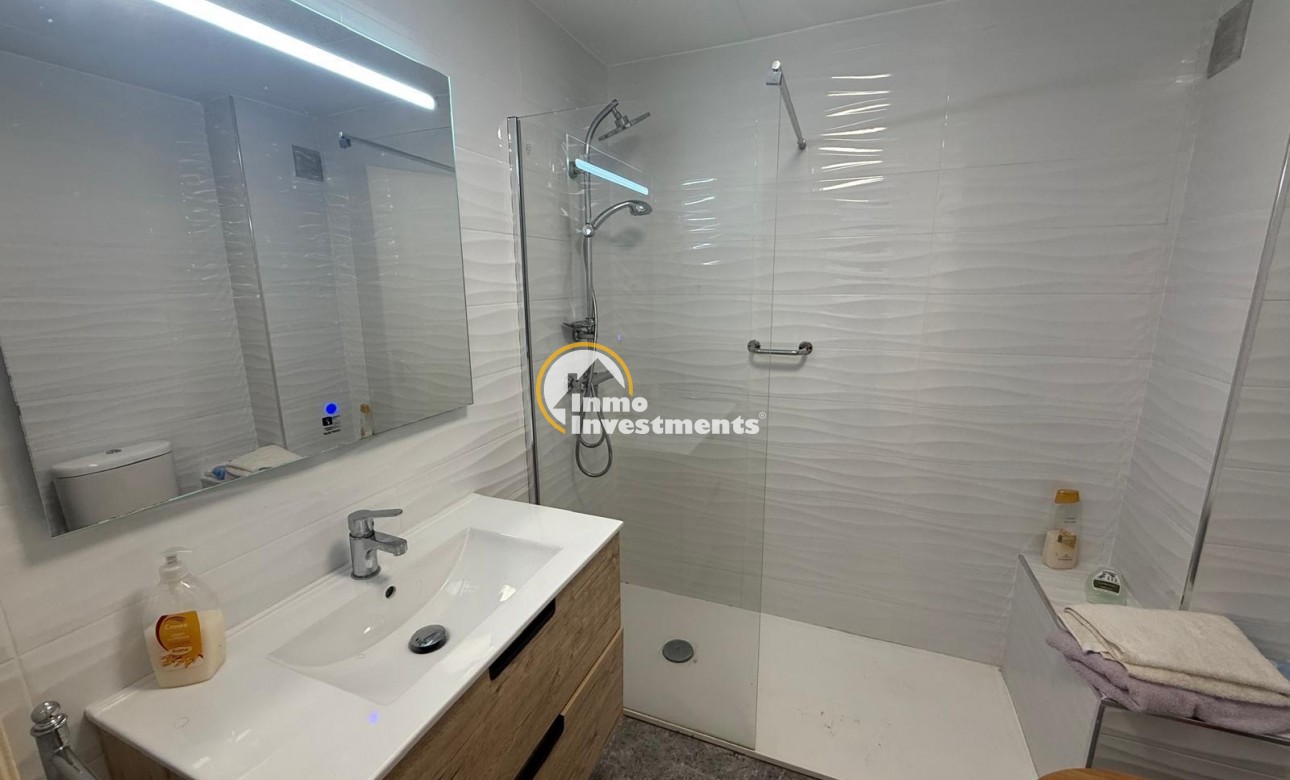 Resale - Apartment - Torrevieja - Playa del Cura