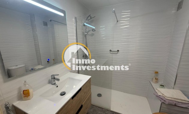Resale - Apartment - Torrevieja - Playa del Cura