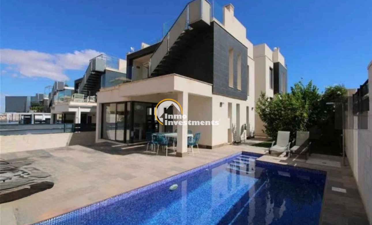 Reventa - Chalet independiente - Orihuela Costa - PAU 26