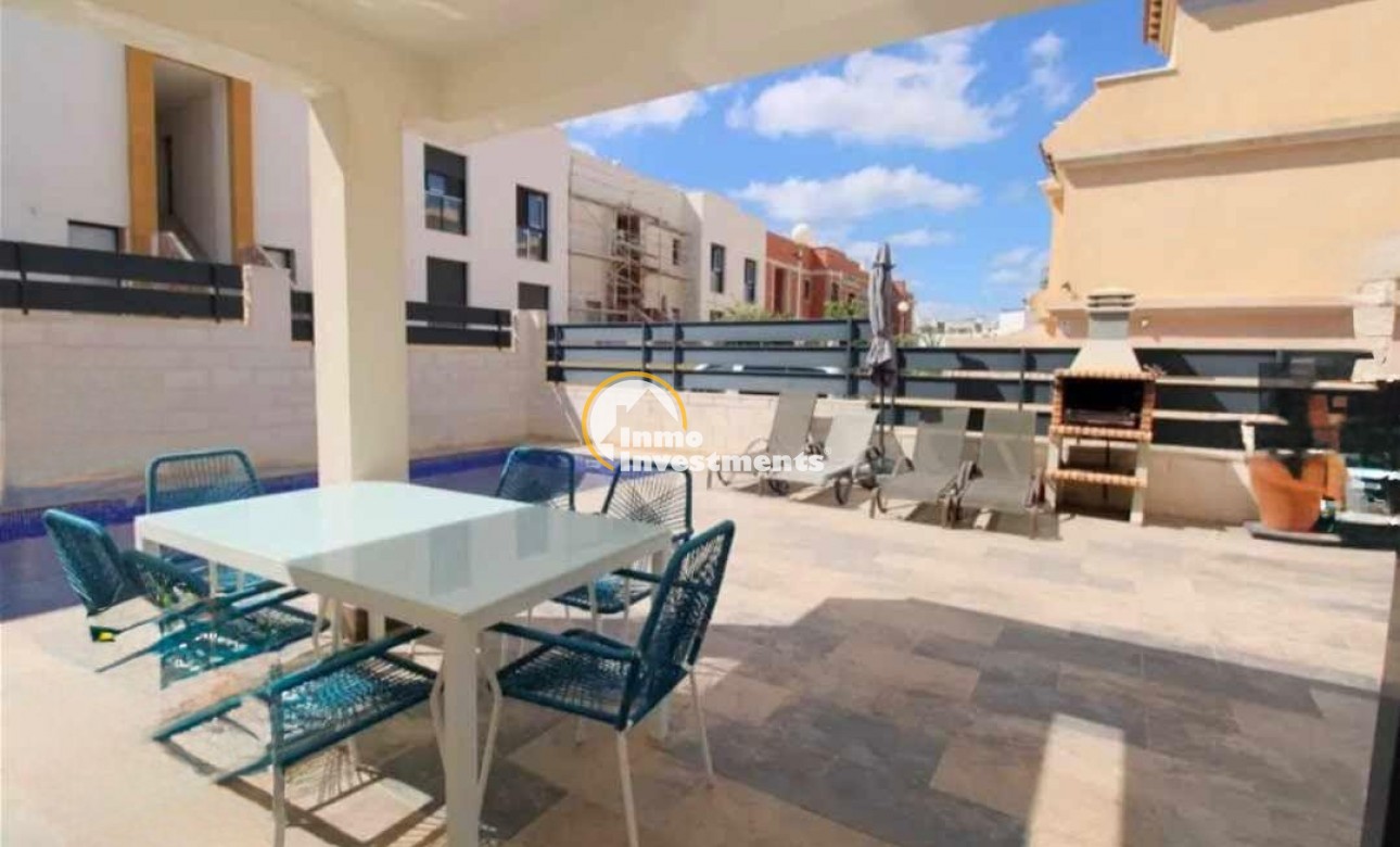 Reventa - Chalet independiente - Orihuela Costa - PAU 26