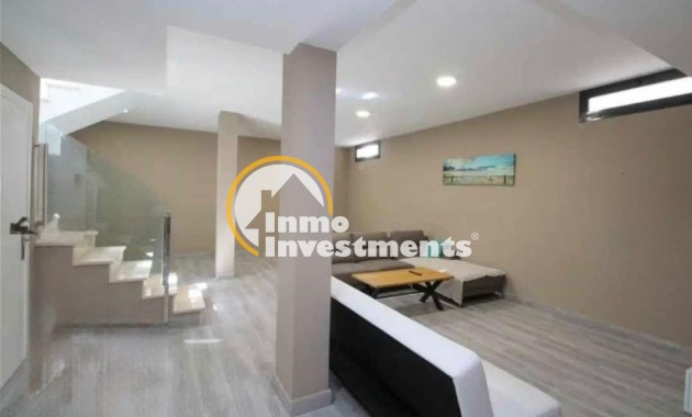 Reventa - Chalet independiente - Orihuela Costa - PAU 26