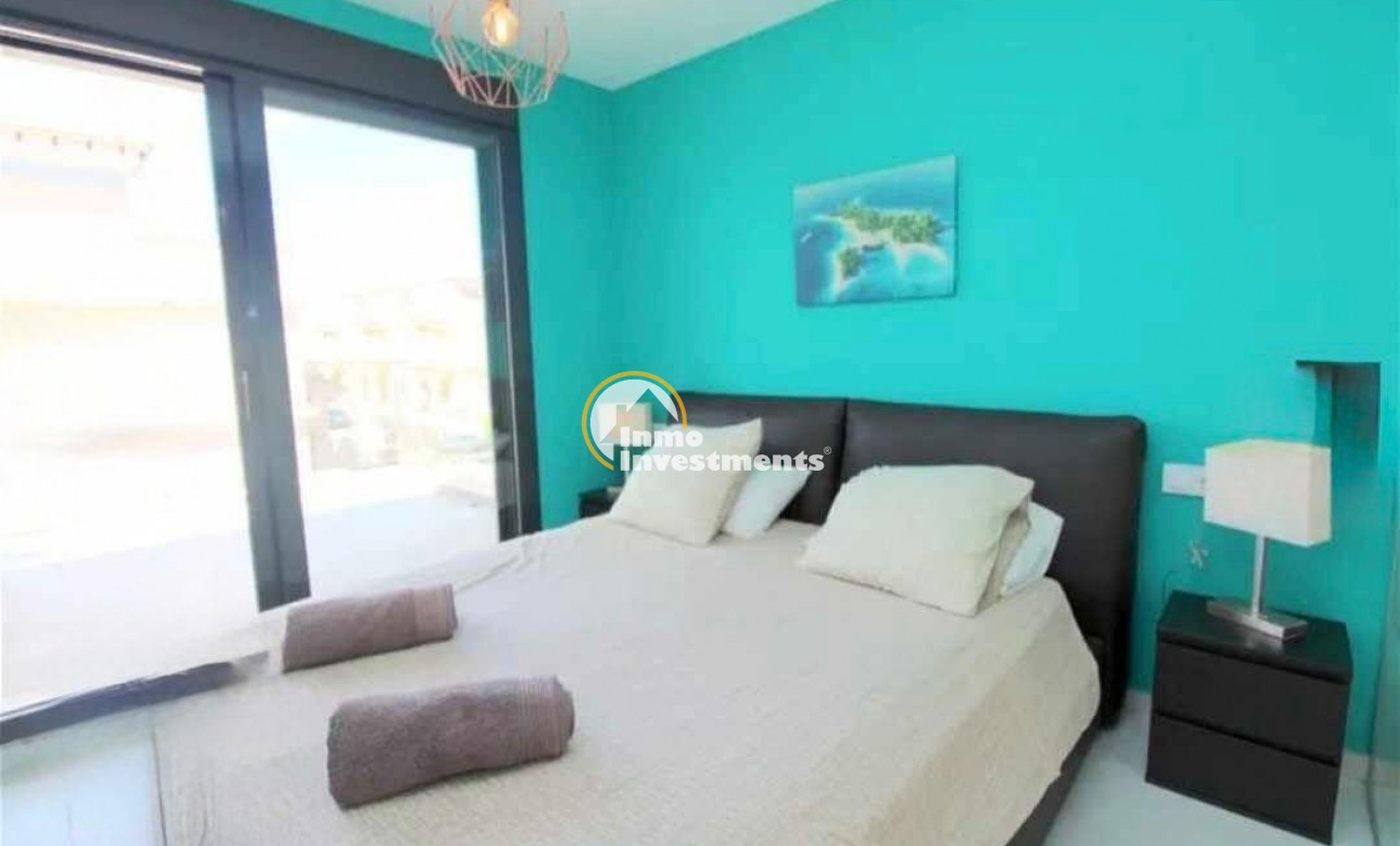 Reventa - Chalet independiente - Orihuela Costa - PAU 26