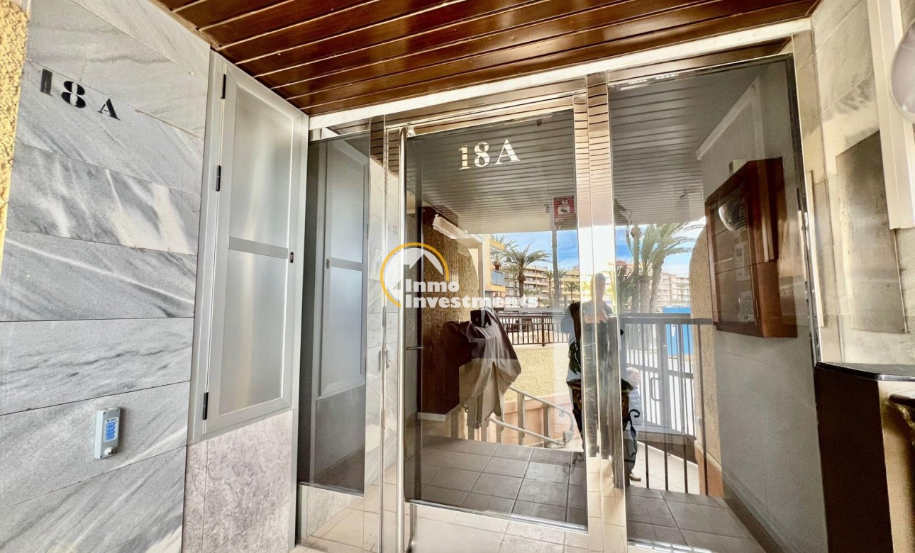 Reventa - Apartamento - Torrevieja - Playa del Cura