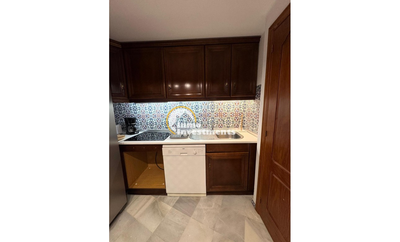 Reventa - Apartamento - Torrevieja - Los Frutales