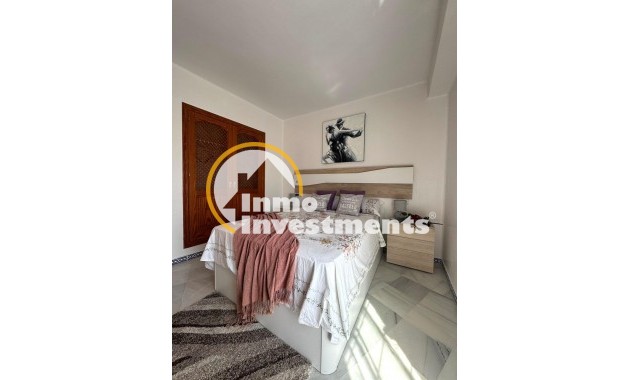 Reventa - Apartamento - Torrevieja - Los Frutales