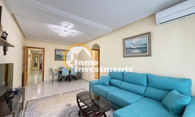 Resale - Apartment - Torrevieja - Playa del Cura