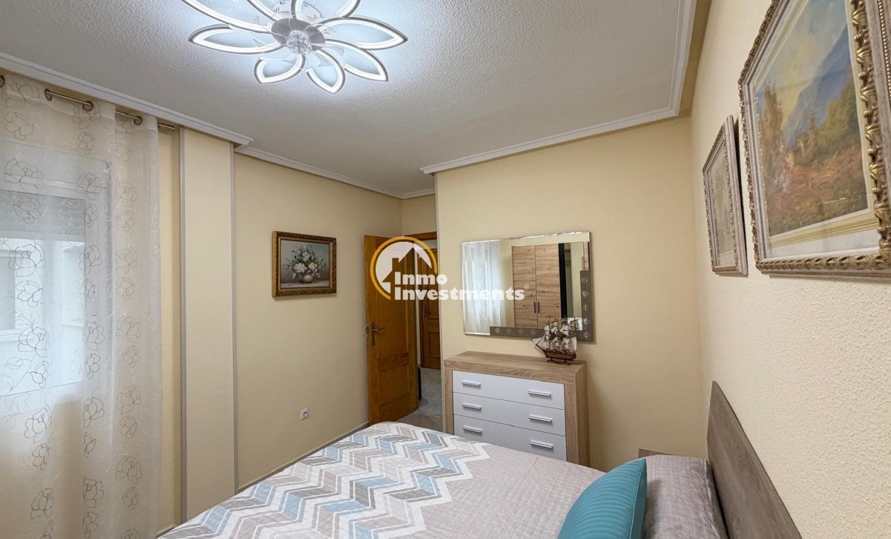 Resale - Apartment - Torrevieja - Playa del Cura