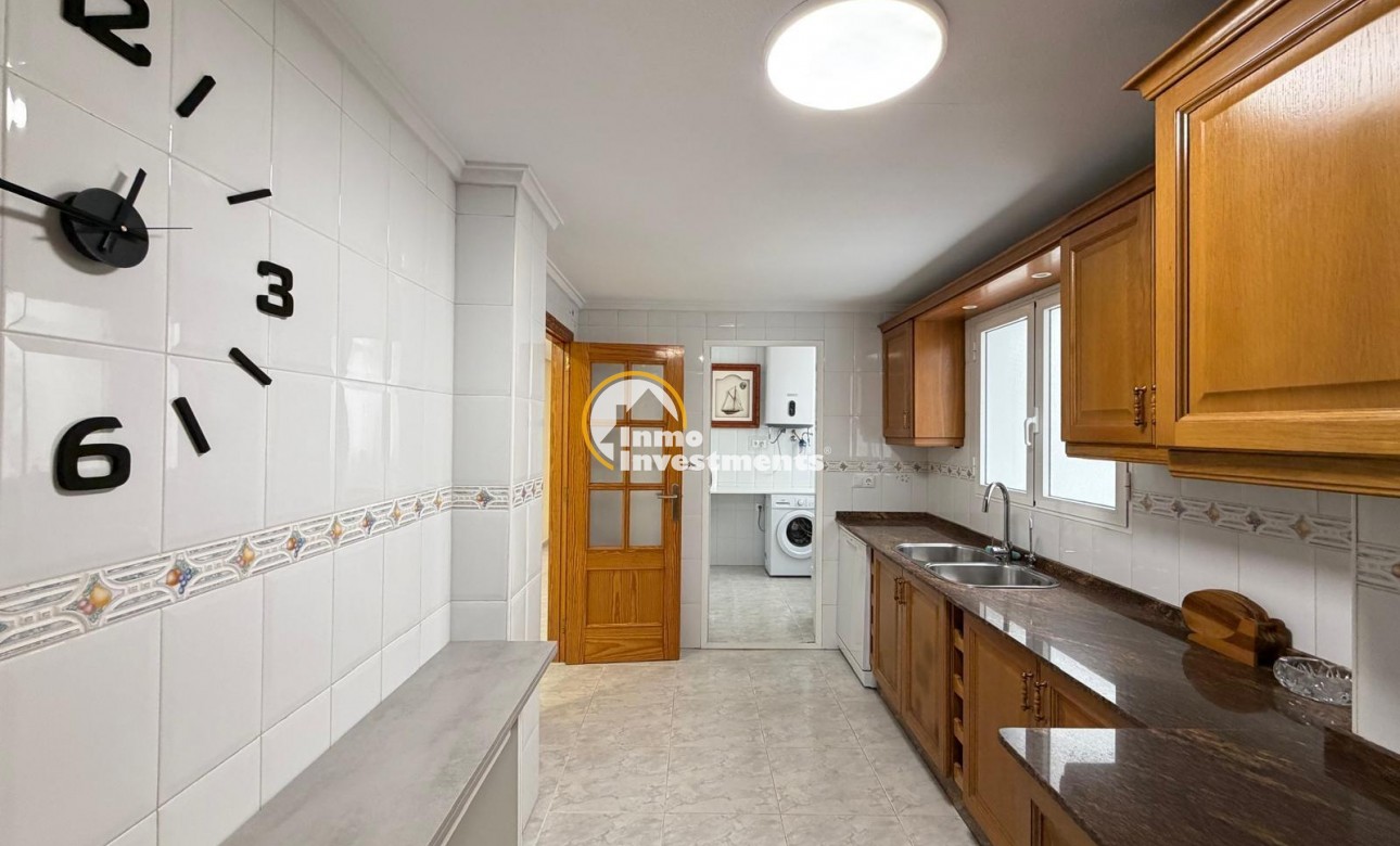 Resale - Apartment - Torrevieja - Playa del Cura