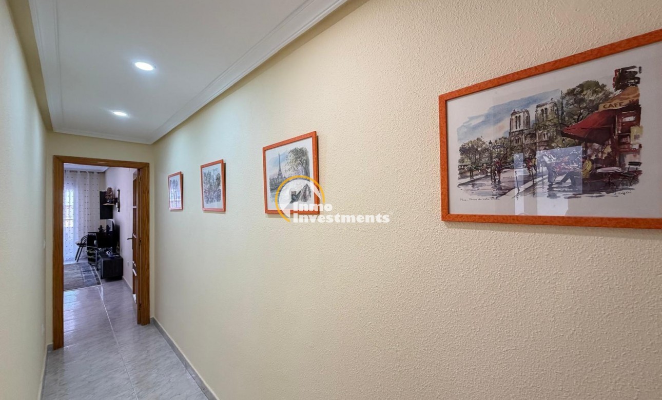 Resale - Apartment - Torrevieja - Playa del Cura