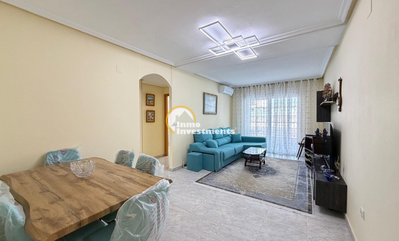 Resale - Apartment - Torrevieja - Playa del Cura