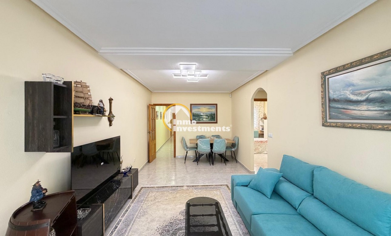 Resale - Apartment - Torrevieja - Playa del Cura
